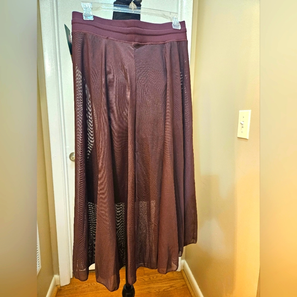 HALARA Wine Brown Mesh A-Line Skirt Set